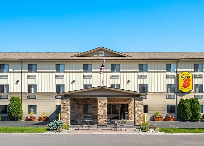 Super 8 By Wyndham Kalispell Glacier National Park